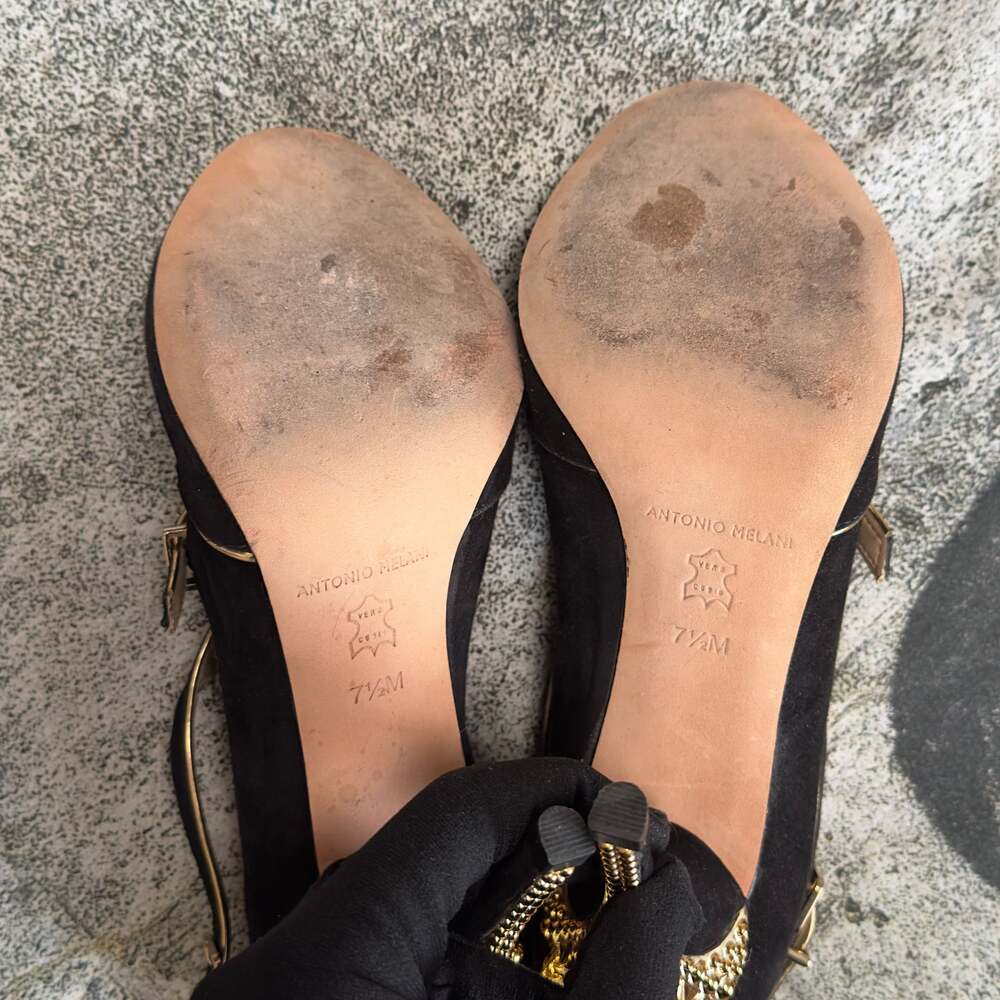 Antonio Melani T-Strap Black & Gold Suede Studded Peep Toe Heels Sz 7.5 - Picture 6 of 9